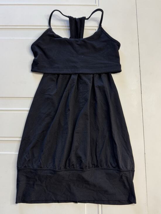lululemon athletica Tops - Lululemon Womens Sz 6 No Limits Tank Sports Bra Attached Black Activewear